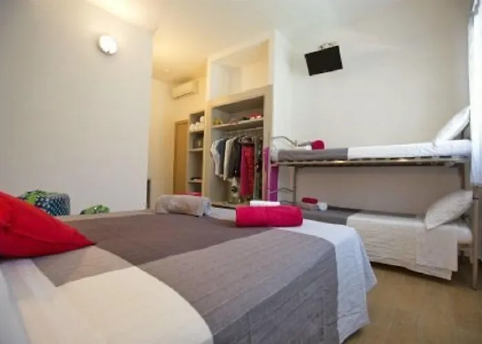 Sabrina Hotel
