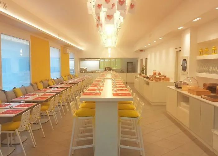 Sabrina Hotel